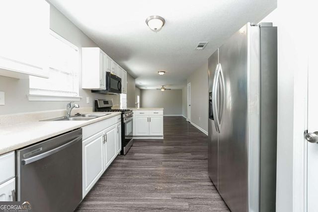 2575 Captains Row, Decatur, GA 30035