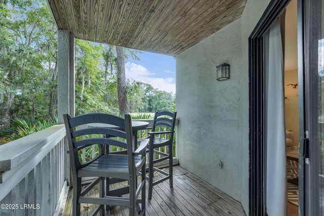 200 Colonnade Clb Unit 201, Hilton Head Island, SC 29928