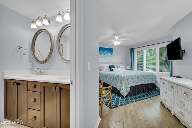 200 Colonnade Clb Unit 201, Hilton Head Island, SC 29928