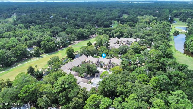 200 Colonnade Clb Unit 201, Hilton Head Island, SC 29928