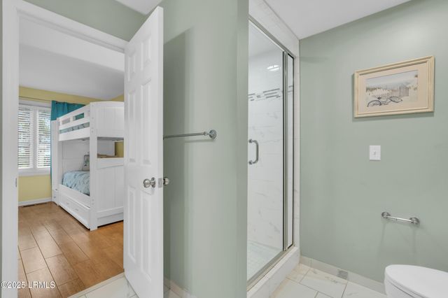 200 Colonnade Clb Unit 201, Hilton Head Island, SC 29928