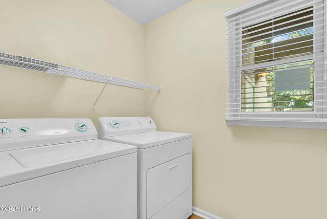 200 Colonnade Clb Unit 201, Hilton Head Island, SC 29928