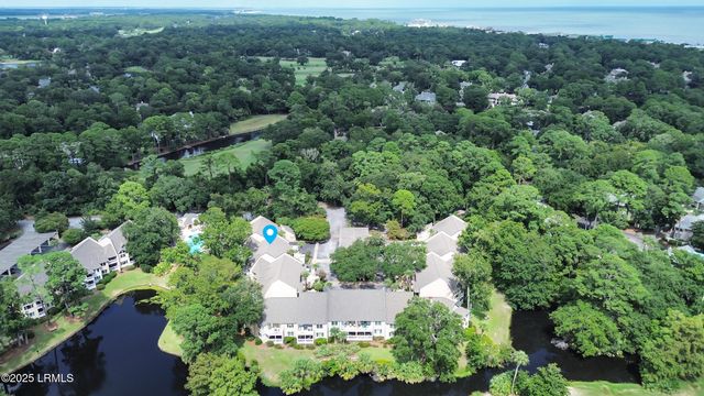 200 Colonnade Clb Unit 201, Hilton Head Island, SC 29928