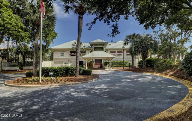 200 Colonnade Clb Unit 201, Hilton Head Island, SC 29928