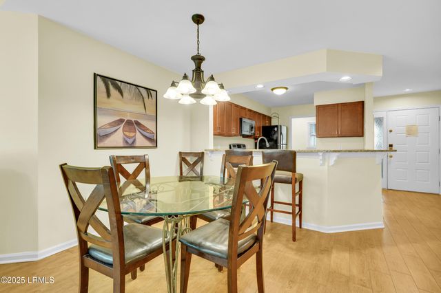 200 Colonnade Clb Unit 201, Hilton Head Island, SC 29928