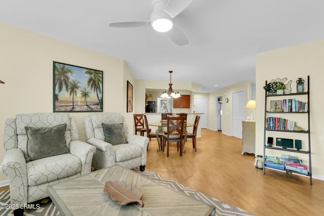 200 Colonnade Clb Unit 201, Hilton Head Island, SC 29928
