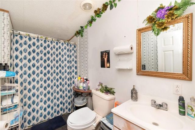 6763 Jaimee Circle E, Grand Bay, AL 36541