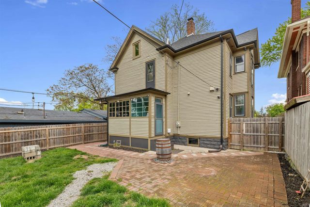1415 Swinney Park Place, Fort Wayne, IN 46802