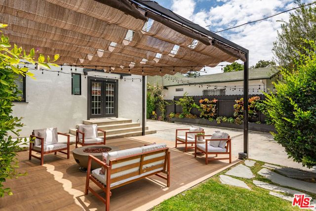429 N Arden Boulevard, Los Angeles, CA 90004
