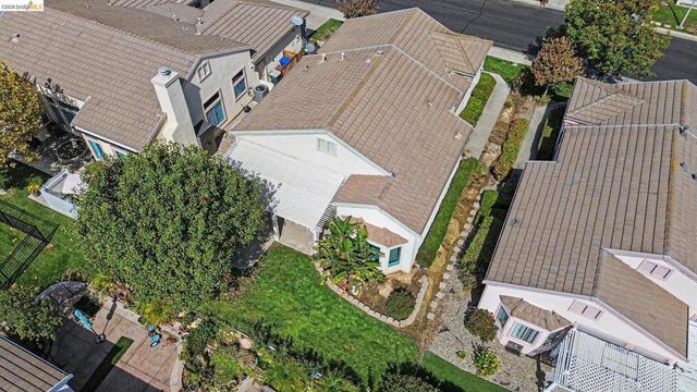 1580 Crispin Dr, Brentwood, CA 94513