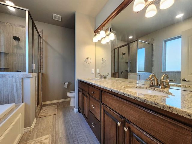 2308 Paraiso Way, Edmond, OK 73034