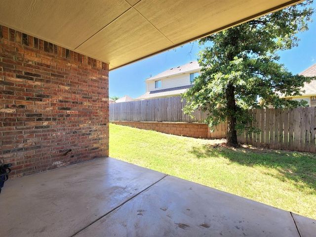 2308 Paraiso Way, Edmond, OK 73034