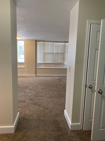 289 Essex St 102 studio, Salem, MA 01970