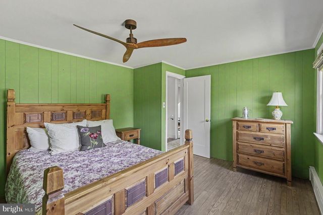 7043 FERRY RD, New Hope, PA 18938