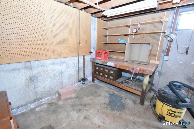 23 Lynn Avenue, Plymouth, CT 06786