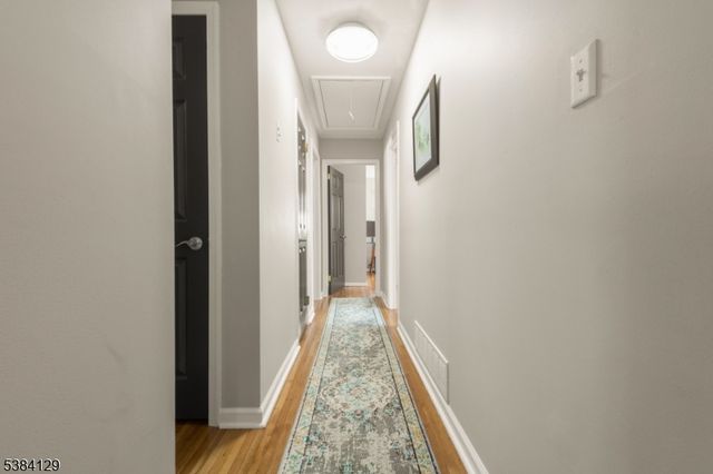 6 Hillsdale Rd, Lawrence Twp., NJ 08648