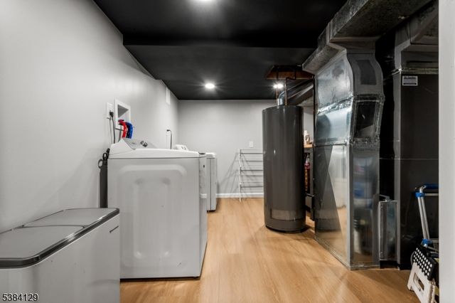 6 Hillsdale Rd, Lawrence Twp., NJ 08648