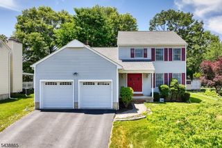 3 Obert Dr, Raritan Boro, NJ 08869