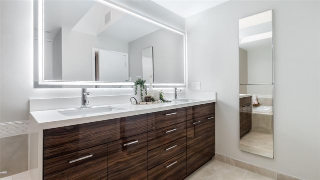 11235 Clover Leaf Cir, Boca Raton, FL 33428