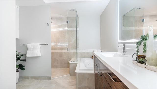 11235 Clover Leaf Cir, Boca Raton, FL 33428