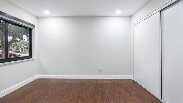 11235 Clover Leaf Cir, Boca Raton, FL 33428