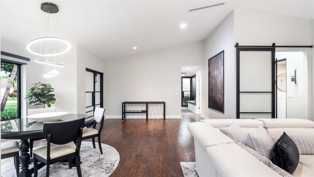 11235 Clover Leaf Cir, Boca Raton, FL 33428