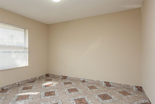 5990 W Ithaca Circle W, Lake Worth, FL 33463