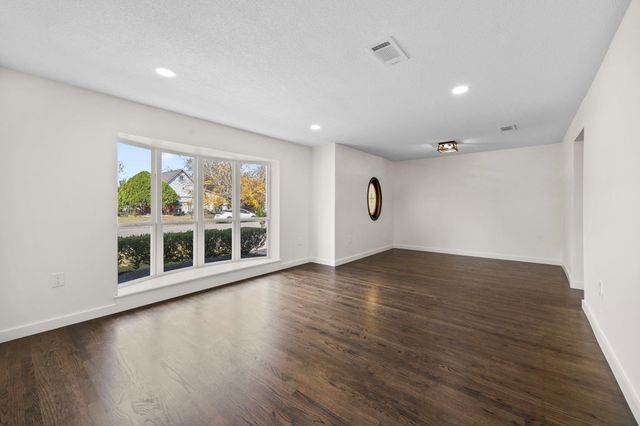 6934 Heron Drive, Houston, TX 77087