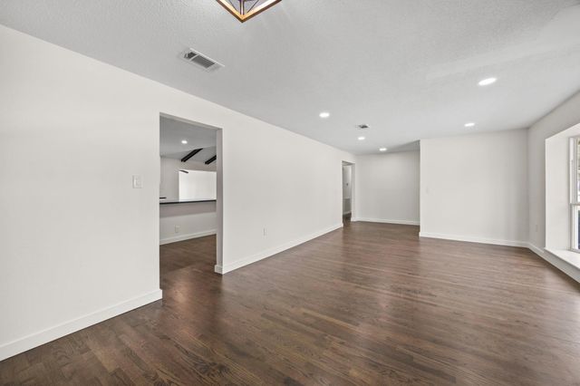 6934 Heron Drive, Houston, TX 77087