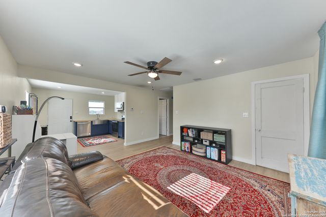 315 W Norwood, San Antonio, TX 78212