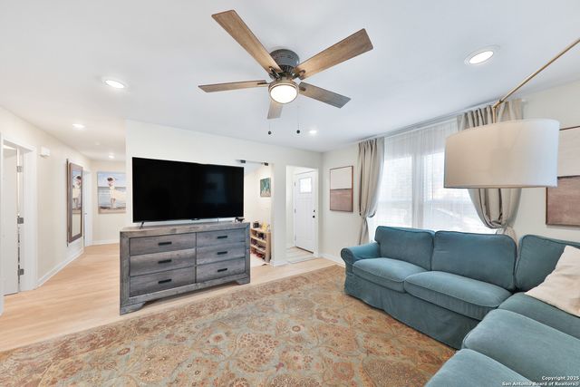 315 W Norwood, San Antonio, TX 78212