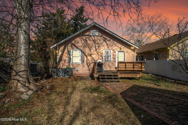 1808 Church Street, Wilmington, NC 28403