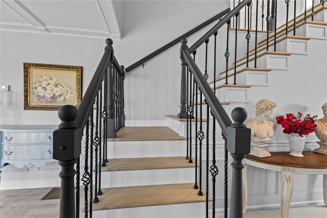 10 J H Dwyer Drive, Middletown, RI 02842