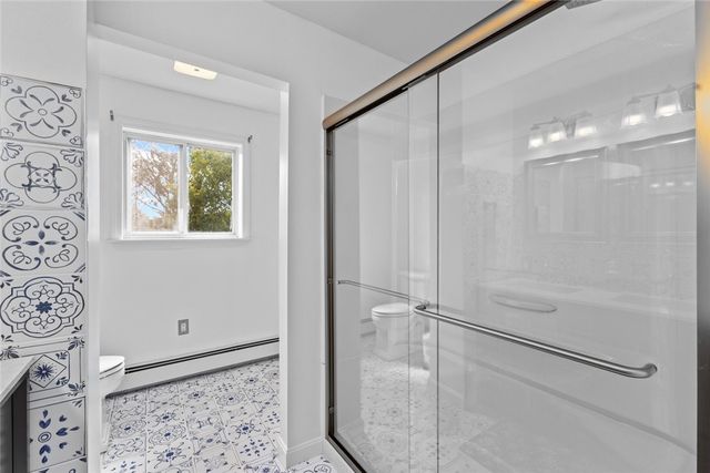 10 J H Dwyer Drive, Middletown, RI 02842