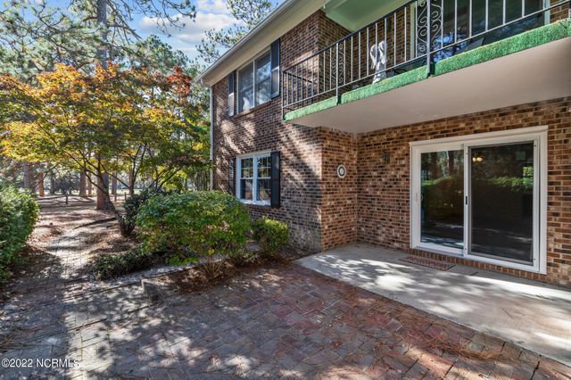 325 Driftwood Circle B, Southern Pines, NC 28387