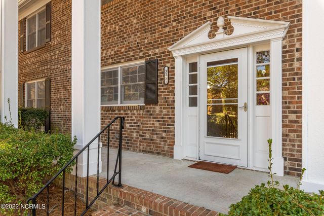 325 Driftwood Circle B, Southern Pines, NC 28387