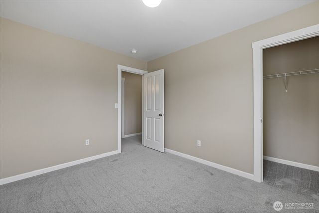 18623 111th Avenue E, Puyallup, WA 98374