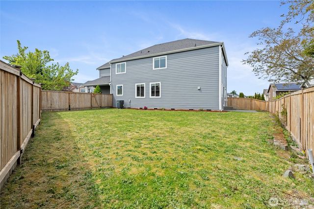 18623 111th Avenue E, Puyallup, WA 98374