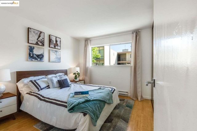 325 Kitty Hawk RD UNIT 207, Alameda, CA 94501