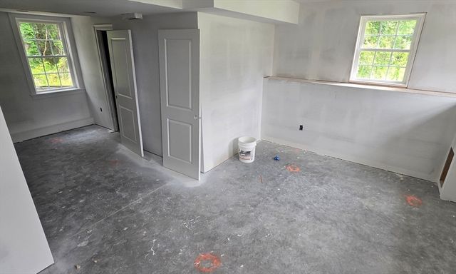 6 Adams Road, Townsend, MA 01469