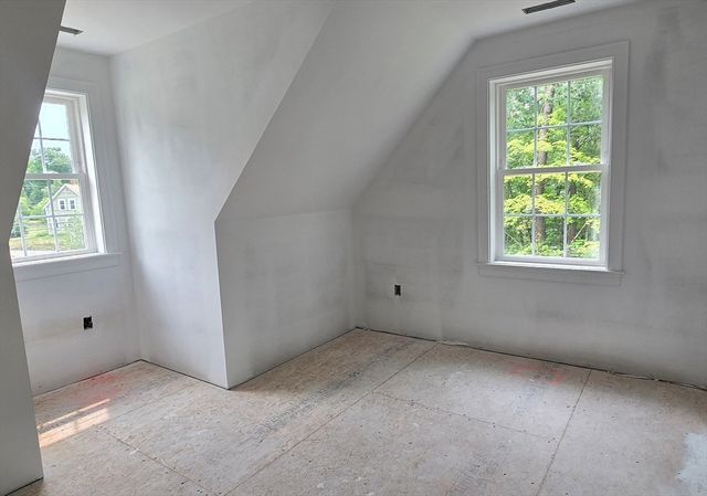 6 Adams Road, Townsend, MA 01469