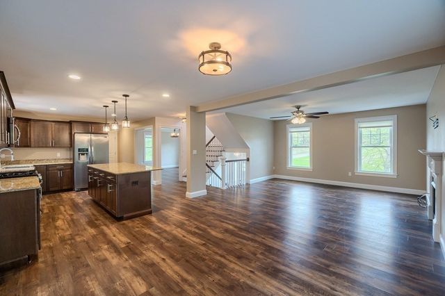 6 Adams Road, Townsend, MA 01469