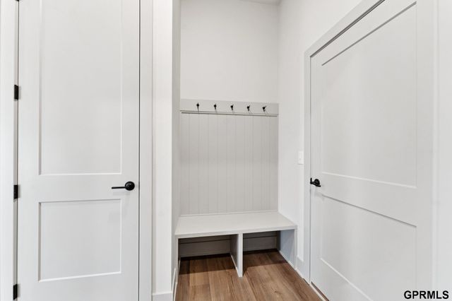 18307 Birch Avenue, Omaha, NE 68136