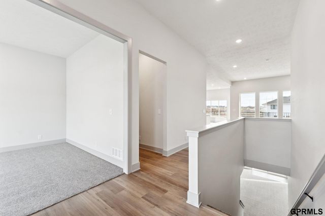 18307 Birch Avenue, Omaha, NE 68136