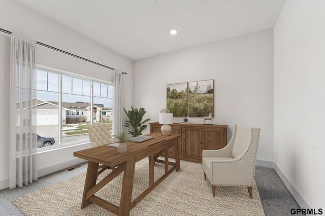 18307 Birch Avenue, Omaha, NE 68136