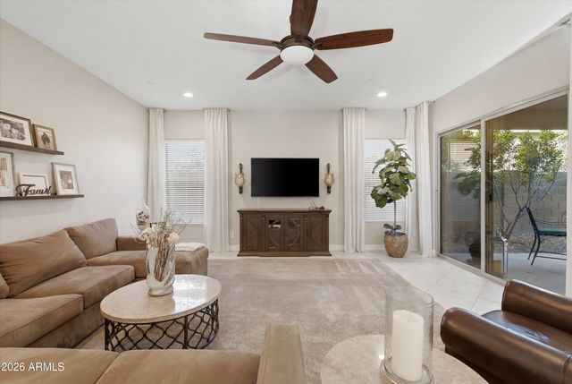 6017 E SANTA CRUZ Drive, Scottsdale, AZ 85266
