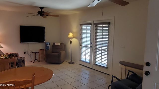 6343 E ELLIS Street, Mesa, AZ 85205