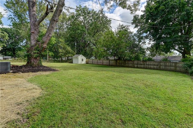 9409 E 65TH Street, Raytown, MO 64133