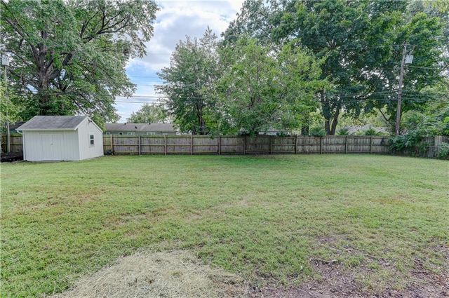 9409 E 65TH Street, Raytown, MO 64133