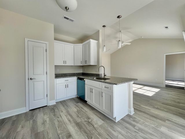 1204 Log Cabin Rd., Loris, SC 29569